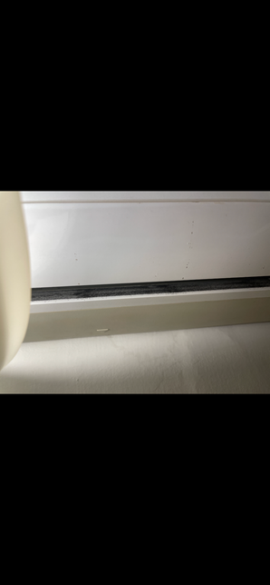 에어컨 알수 없는 검은 가루 원인은??의 2번 째 이미지