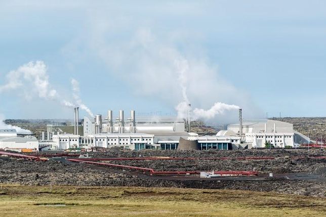 공장지대 근처 도로와 벽에는 왜 버스정류장을 배치하는 경우가 드물어요?의 1번 째 이미지