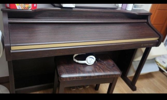 혹시 전자피아노 이모델 아시는분 계실까요?의 0번 째 이미지