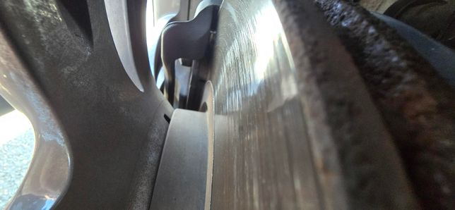 브레이크 패드? 라이닝? 상태 봐주세요의 1번 째 이미지