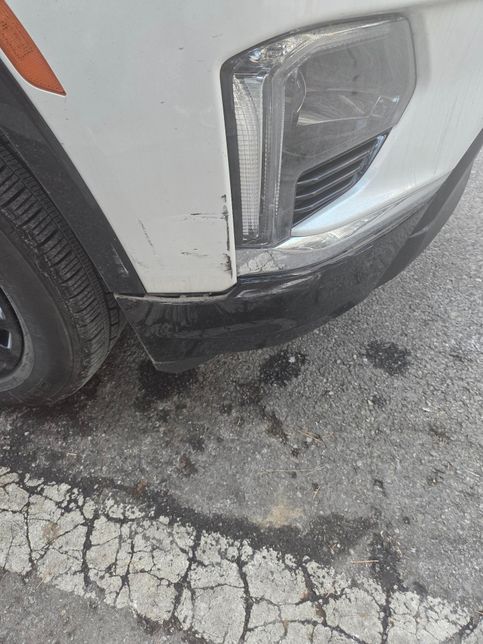 트래버스 레드라인 2023년식 수리비 견적 좀 부탁합니다의 0번 째 이미지