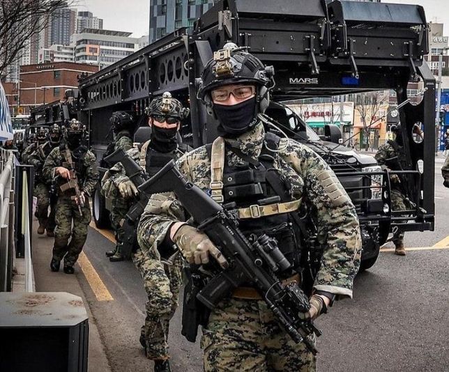 특전사 여단 특수임무대 및 707특수임무단의 1번 째 이미지