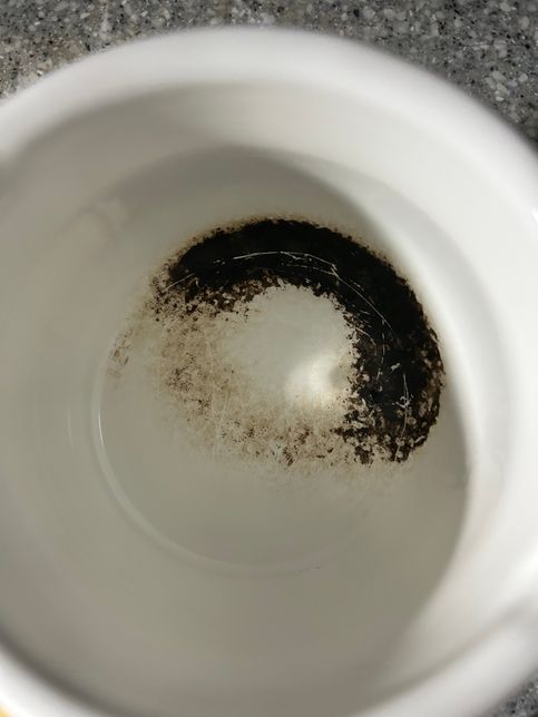 이렇게 된 냄비는 ㅠ 방법 없을까요...의 0번 째 이미지