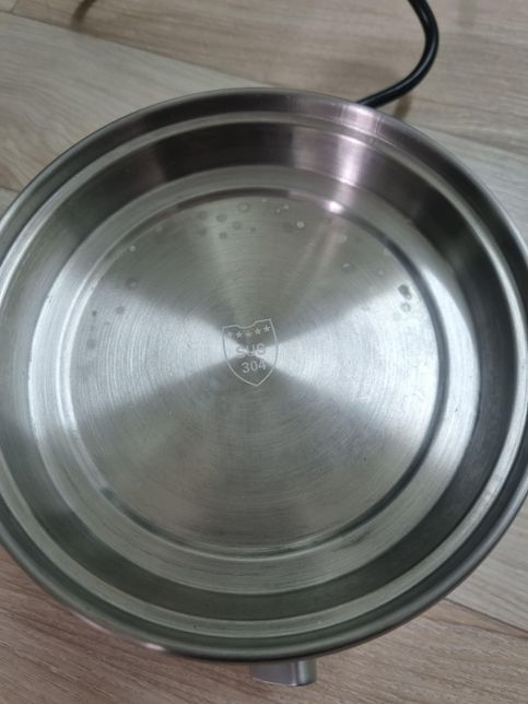 스텐제품인데 깨끗히지우는방법은 어떤게있을까요?의 1번 째 이미지