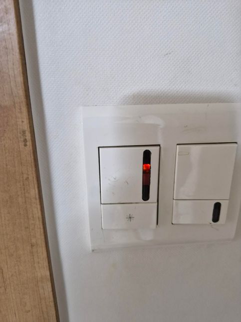 화장실스위치구매 문의합니다 달서구쪽입니다의 0번 째 이미지