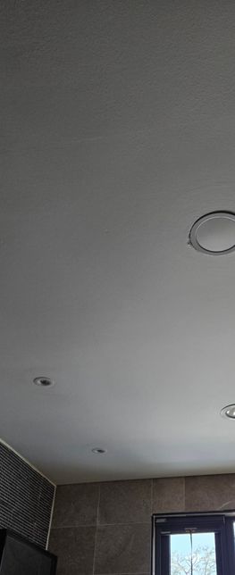 골프장 화장실 천장인데 석면인가요...?의 0번 째 이미지