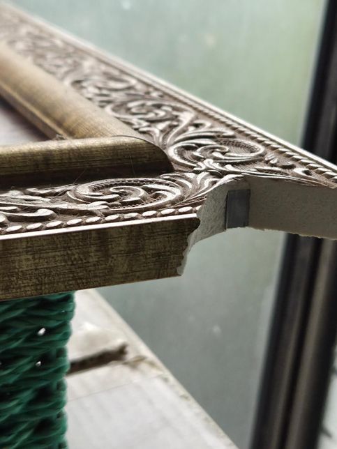 액자가 깨졌는데 석면 틀인가요? 단면이의 1번 째 이미지