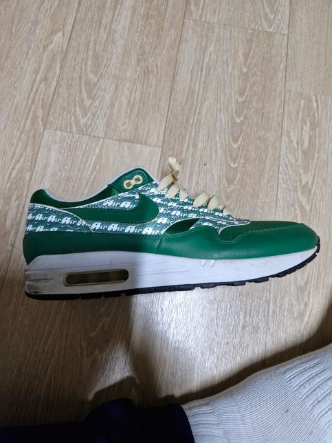 신발을 샀는데 짝퉁 인가요 ? 여쭤봅니다.의 3번 째 이미지