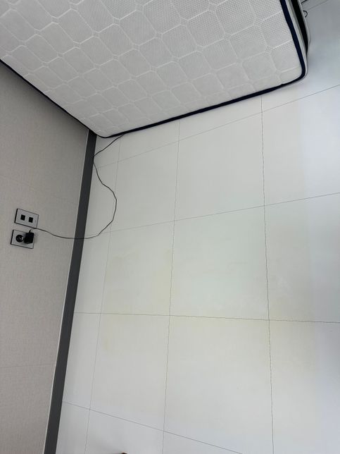 바닥 누래짐 해결방법 확실하게 알려주실 전문가분 답변을 기다립니다.의 0번 째 이미지