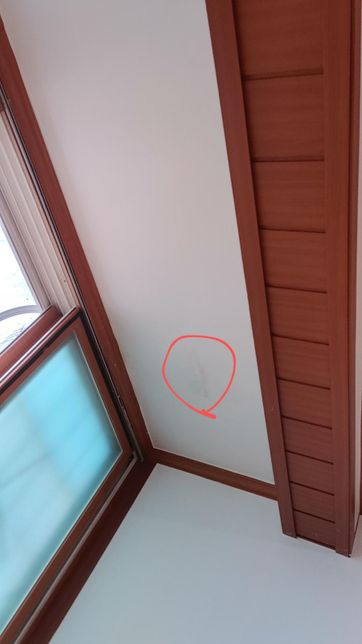 다가구 옥상 인데요 기왓장 안쪽 으로 배수구 있나요?의 1번 째 이미지