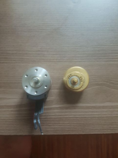 BLDC모터 rca 암소켓 연결방법 아시는분의 1번 째 이미지