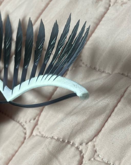 피규어 날개가 부러졌는데 3D펜으로 고정이 될까요?의 2번 째 이미지