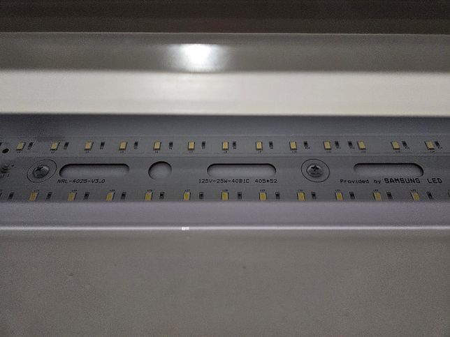 욕실 등이 나갔는데 어떤걸 확인하고 교체해야 하나요??의 0번 째 이미지