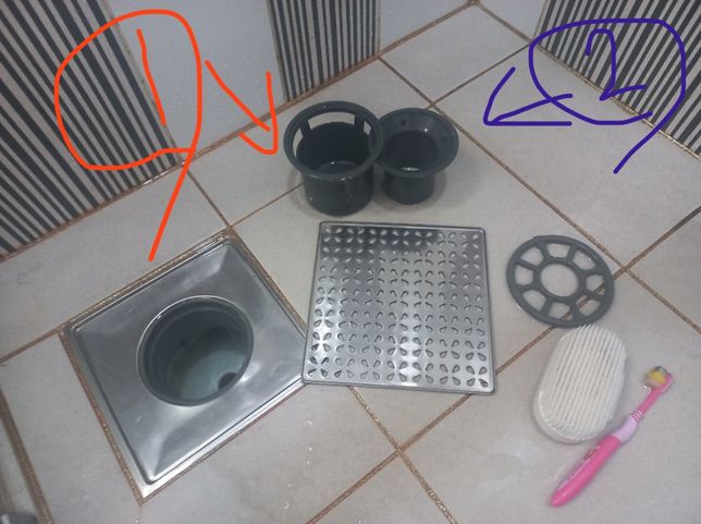 하수구에 보이는 저 2번 버려도 되나요?의 0번 째 이미지