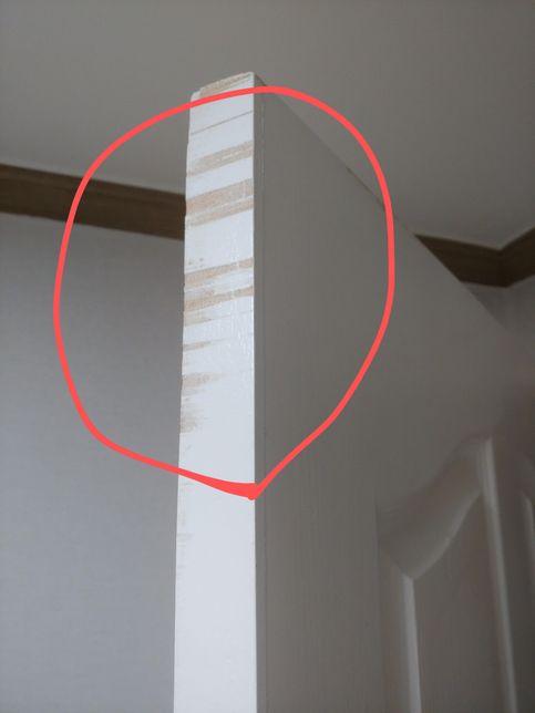 빨간 동그라미 부분 만져서 손에 흰 페인트가루묻었는데 피부에 안좋나요?의 1번 째 이미지