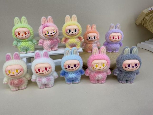 이런 피규어는 어디서 살까요? 키링 만들려고 하는데 도통 모르겠어요..의 1번 째 이미지