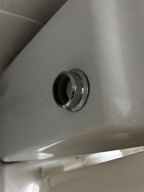 자취 2년차 변기 이렇게 된거 어디에 수리 맡겨야 하나용의 1번 째 이미지