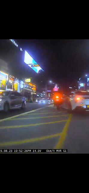 안전지대 선진입 오토바이(안전지대 침범) vs 비상등을 켠 차량 (안전지대 침범) 과실비율의 2번 째 이미지