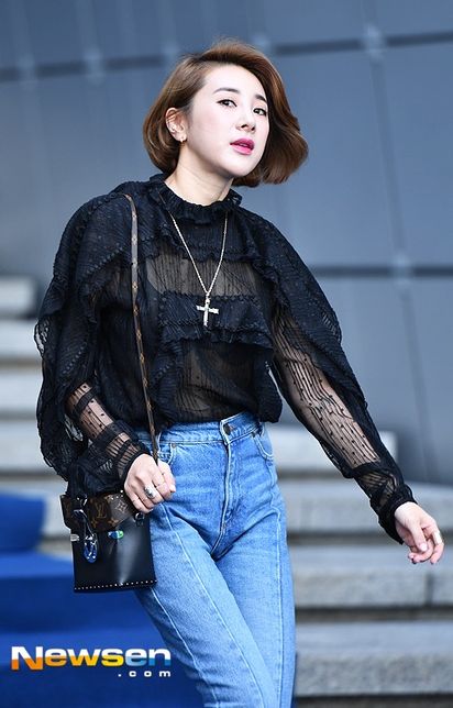 서인영 머리색 질문이요!!!! 무슨 색깔이죠?의 1번 째 이미지