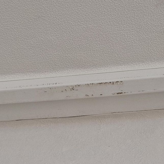 인테리어 페인트 하자보수 질문입니다.의 0번 째 이미지