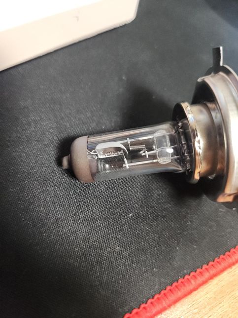 자동차 라이트 전구 필라멘트가 안나갔는데 안나오네요의 0번 째 이미지