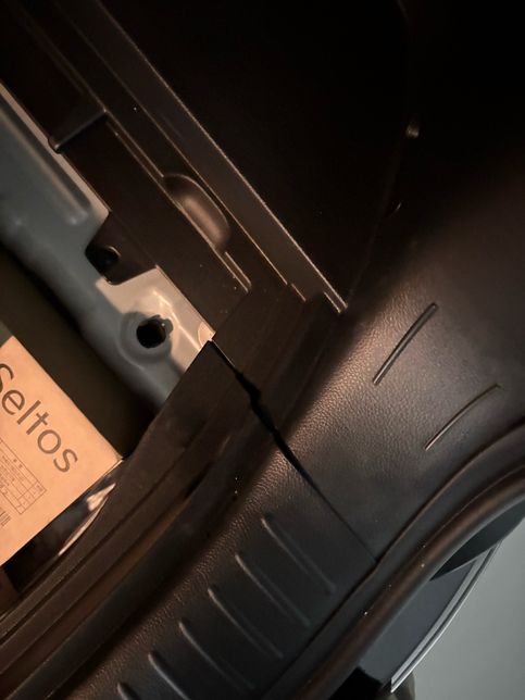 차 수리를 맡걌는데 잘못 수리된것 같습니다 추가 수리비 얼마정도 예상될까요?의 0번 째 이미지