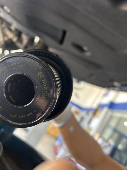 그랜저 gn7 엔진오일누유(엔진오일 필터 빡킹 오장착)의 1번 째 이미지