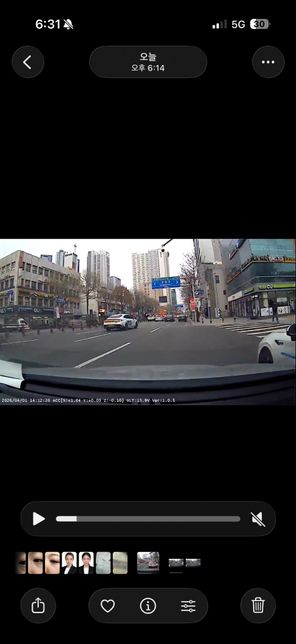 불법주정차 된 차량이 사이드 뺑소니라고 주장중입니다의 2번 째 이미지