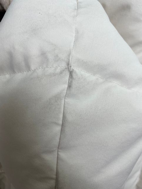 이거 패딩에 곰팡이일까요? 궁금해요의 1번 째 이미지