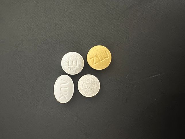 피부과약과 정형외과 약을 먹은 후로 화장실을 너무 자주 가요 ㅜㅜ의 0번 째 이미지