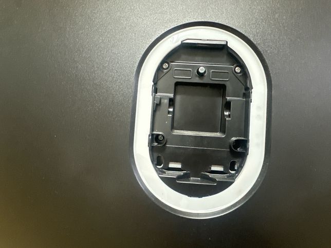 한성 모니터 모니터암 문제로 고민입니다🥹의 1번 째 이미지