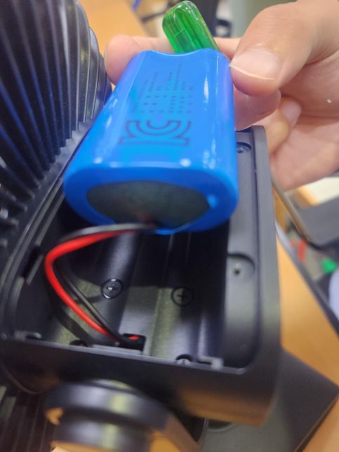 무선 선풍기 충전형 배터리 교환 가능한가요?의 0번 째 이미지