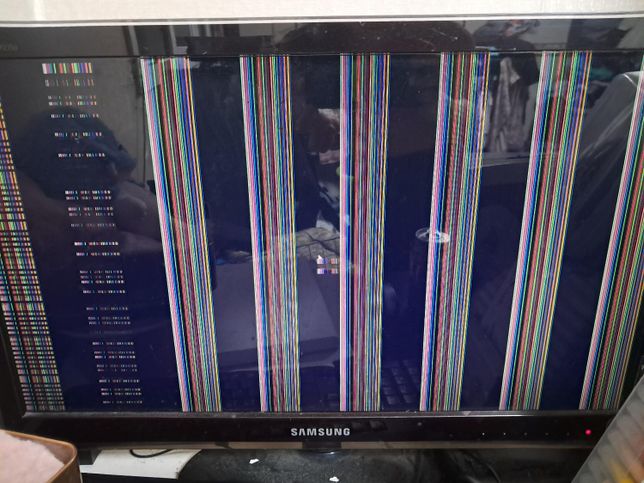 컴퓨터가 갑자기 화면이 이상해요!!의 0번 째 이미지