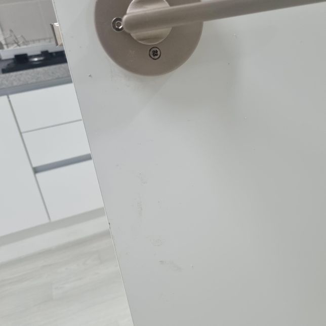 인테리어 끝나고 청소도 맡겼는데 이거 누구 책임인가요?의 1번 째 이미지