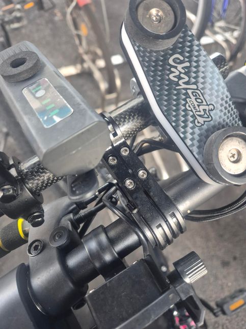 전기자전거 핸드폰 거치대 포트가 고장나서 판매자에게 문의했더니 a/s아니라 그냥 거치대 보내준다고 하는데 이거 전선연결단자로 가능할까요??의 0번 째 이미지