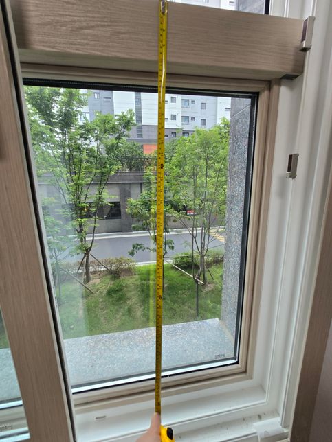 삼성 윈도우핏 창문형 에어컨 설치 가능한지 봐주세요.의 2번 째 이미지