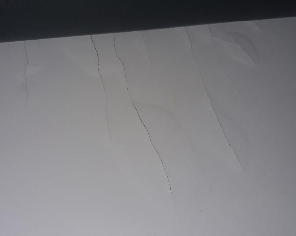 온열 장패드 쓰다가 책상이 부풀었는데 어떻게 해결해야할까요?의 1번 째 이미지