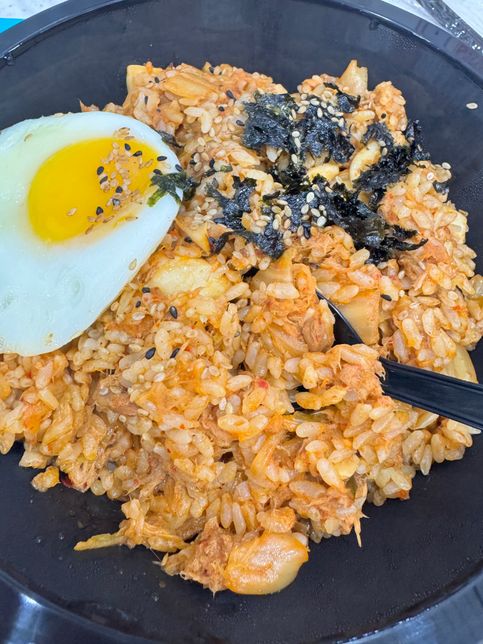 스트레스를 너무 받아서 매운 음식을 먹었는데의 0번 째 이미지