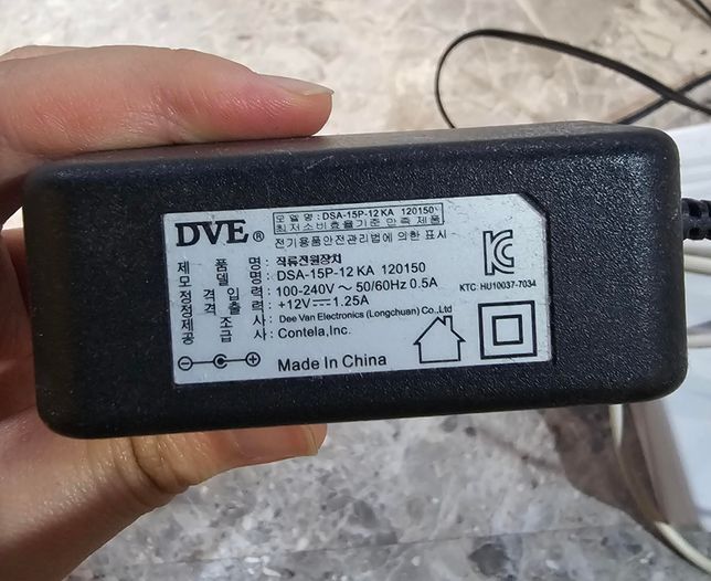 모니터선 질문. 모니터 회사에서도 모르겠대요ㅠ의 2번 째 이미지