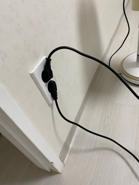 컴퓨터 모니터 안나와요 뭐가 문제일까요의 0번 째 이미지