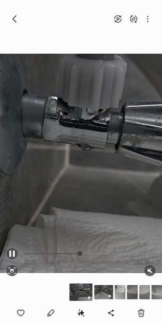 변기 수도 밸브 결로일까요? 누수 일까요?의 0번 째 이미지