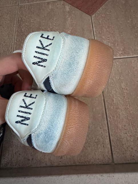 스웨이드 운동화 청바지 이염되었을 때의 0번 째 이미지