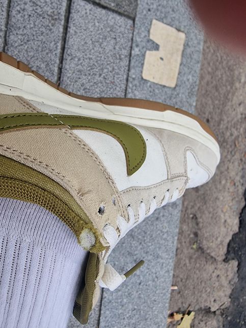 운동화 안쪽 이부분만 닳네요 수선이 가능할까요?의 0번 째 이미지