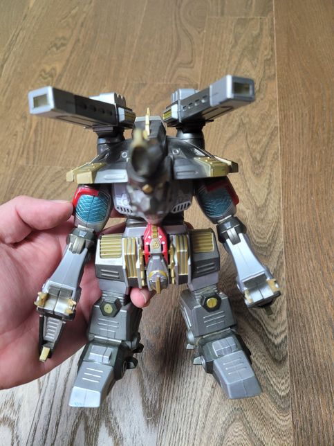 해당 피규어의 이름을 알고싶습니다 알려주세요의 0번 째 이미지