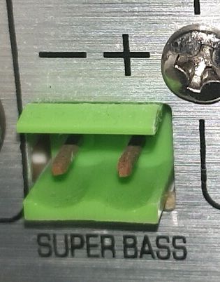 앰프의 서브우퍼 단자 연결 질문입니다의 0번 째 이미지