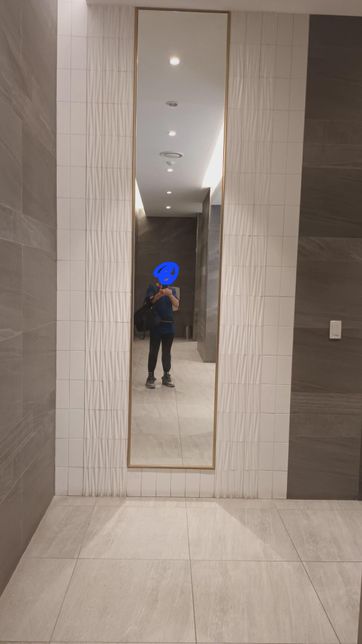 외모가 어떤지 알려주세요 얼굴은 그냥 평범하다는 가정하에의 0번 째 이미지