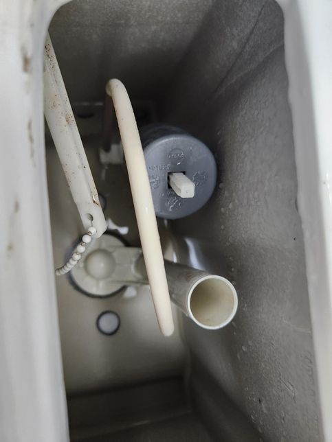 변기 물이 안 차는데 이유가 뭘까요 ㅜㅜ의 0번 째 이미지