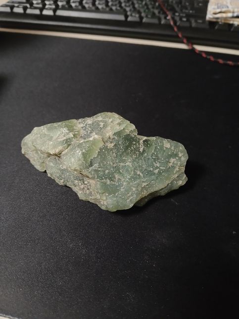 어렸을 때 부터 돌을 좋아해서 돌을 줍고 다녔는데 뭔 돌인가요?의 1번 째 이미지