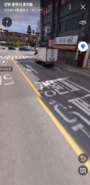 여기 1차로에서 우회전하면 위법인가요??의 2번 째 이미지