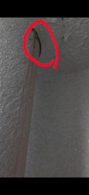 베란다 천장 우수관 주변 누수 좀 봐주세요ㅠ의 1번 째 이미지